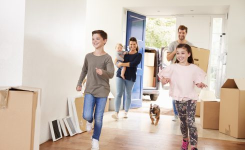 Why Summer is the Perfect Time to Move